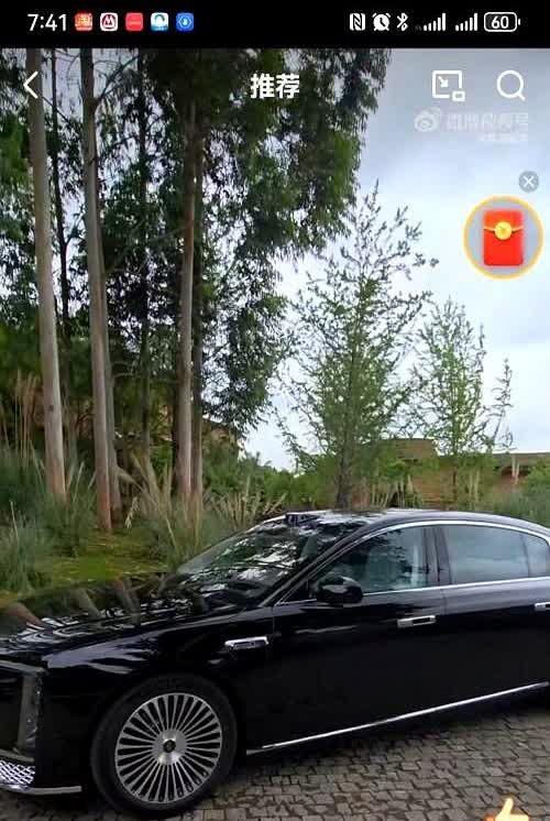 陈震作为资深车评人，他的影响力和公信力还是在线的，其试驾完尊界S800之后一顿狂
