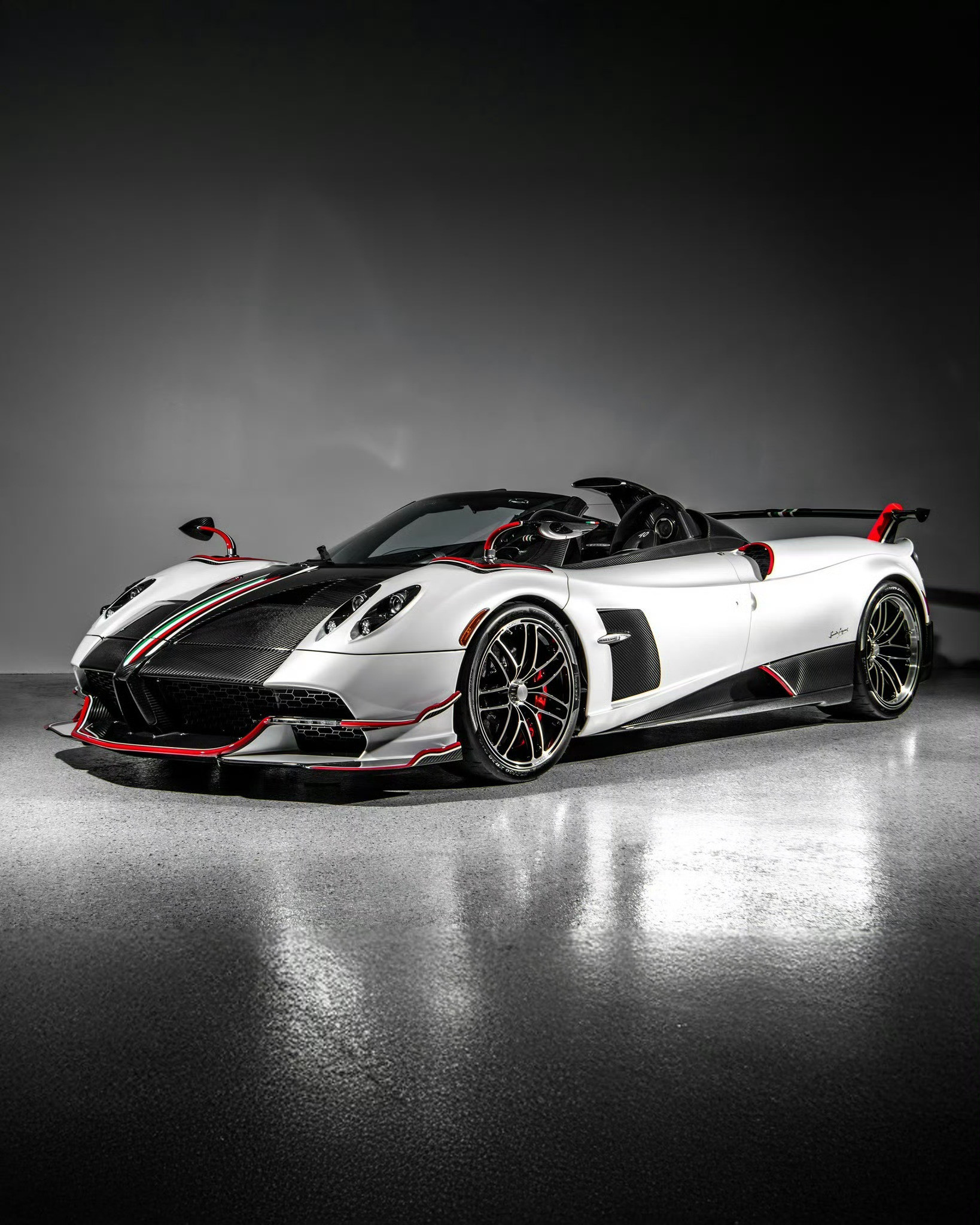 PaganiHuayraRoadsterBCQuaranta​​​