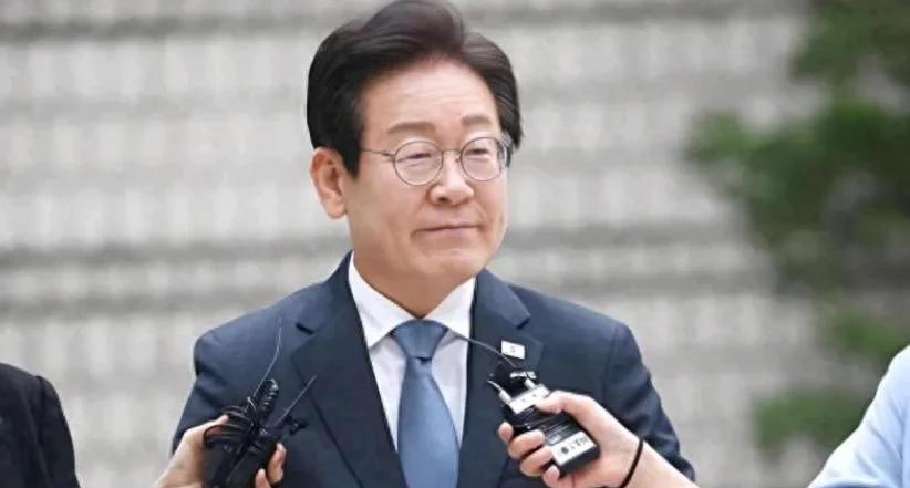 李在明心中真实的想法！据报道，在中国举行九三抗战胜利日，韩国总统李在明将派出特