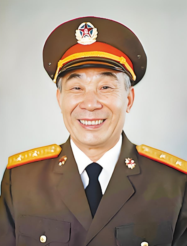 1950年解放海南岛战役打响，韩先楚统领的第40军派出第一批偷渡部队，一个加强营