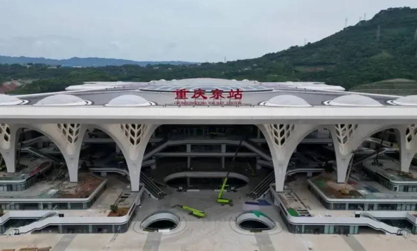 全球最大高铁站?重庆小伙伴鼓吹重庆东站全球最大，依据是站房面积超过了70万，