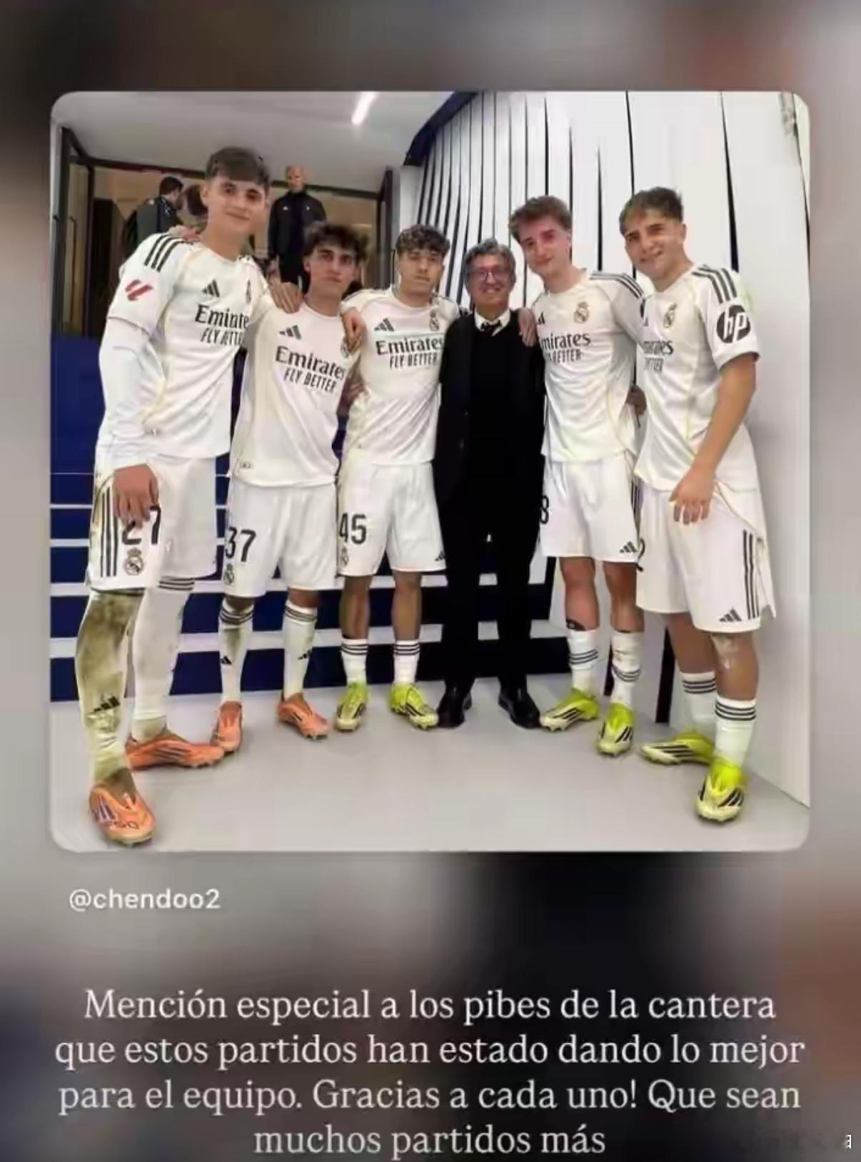 阿隆索与阿韦洛亚的区别1.阿隆索差一点点就把巴尔韦德用废，而阿韦洛亚却让他成神，