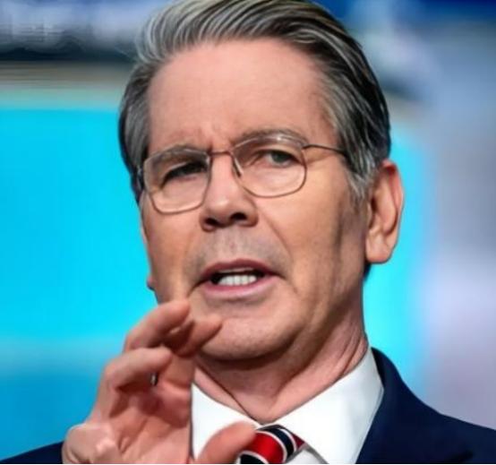 美国已经确认，世界可以让美国去称霸，但中国不在美国的世界范畴内。贝森特9月表示，