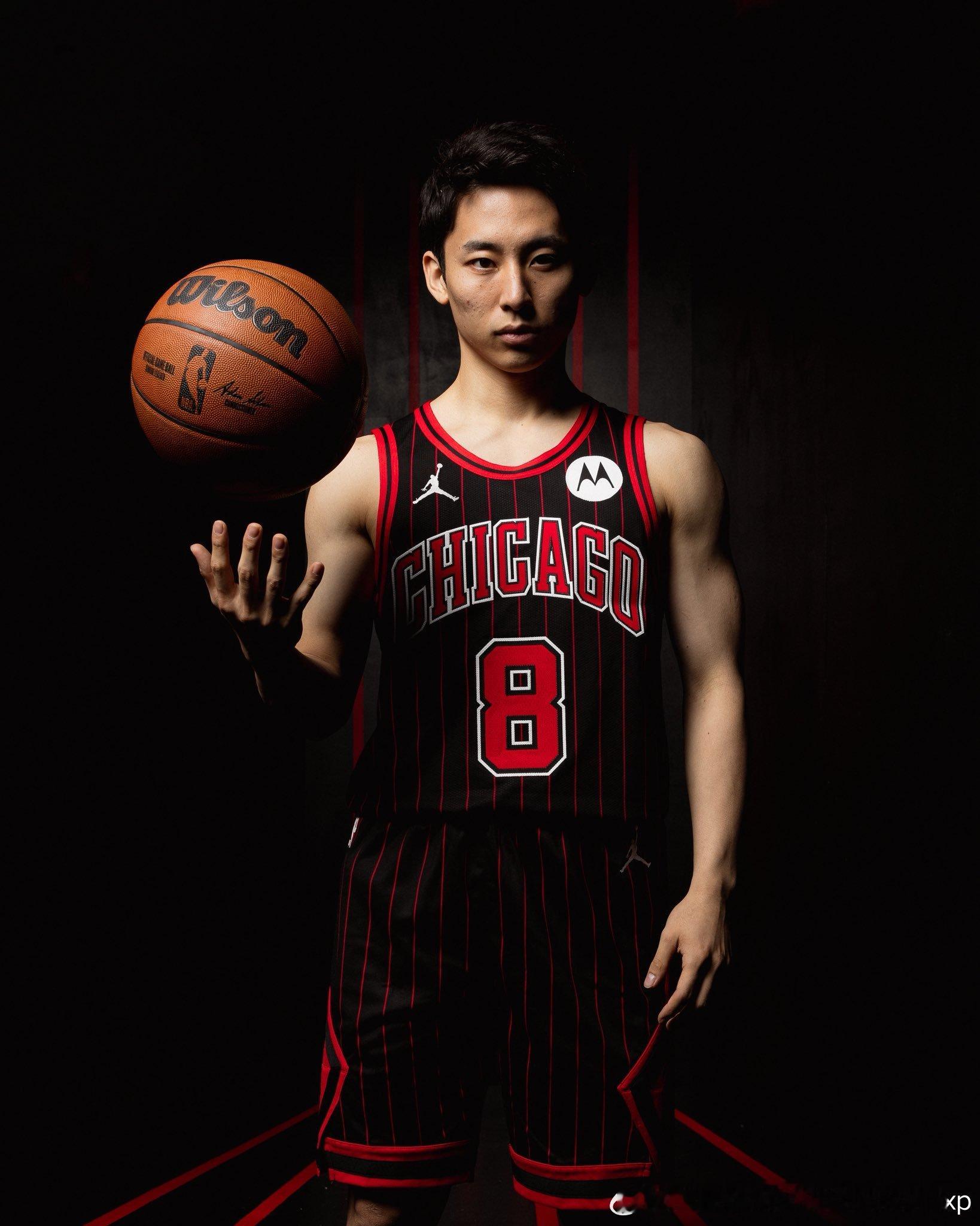 河村勇辉近日在接受日本媒体采访时当被问及今夏是否代表日本男篮出战世预赛比赛时表示