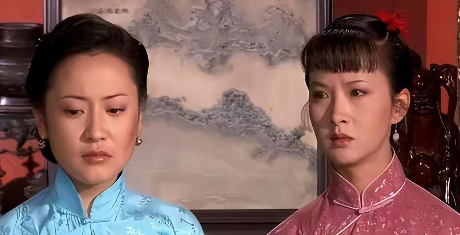 重看《大宅门》才惊觉，槐花、香秀和白佳丽，根本不是坏，而是蠢女人、狠女人、绝女人