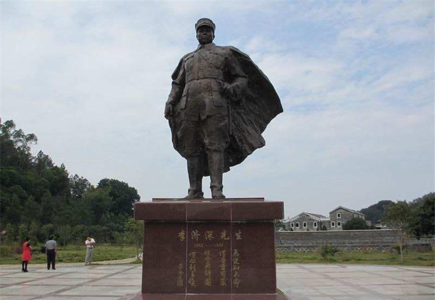 袁崇焕墓要拆迁，李济深紧急上书表达担忧，毛主席批示彭真要马上彻查此事！一九五二