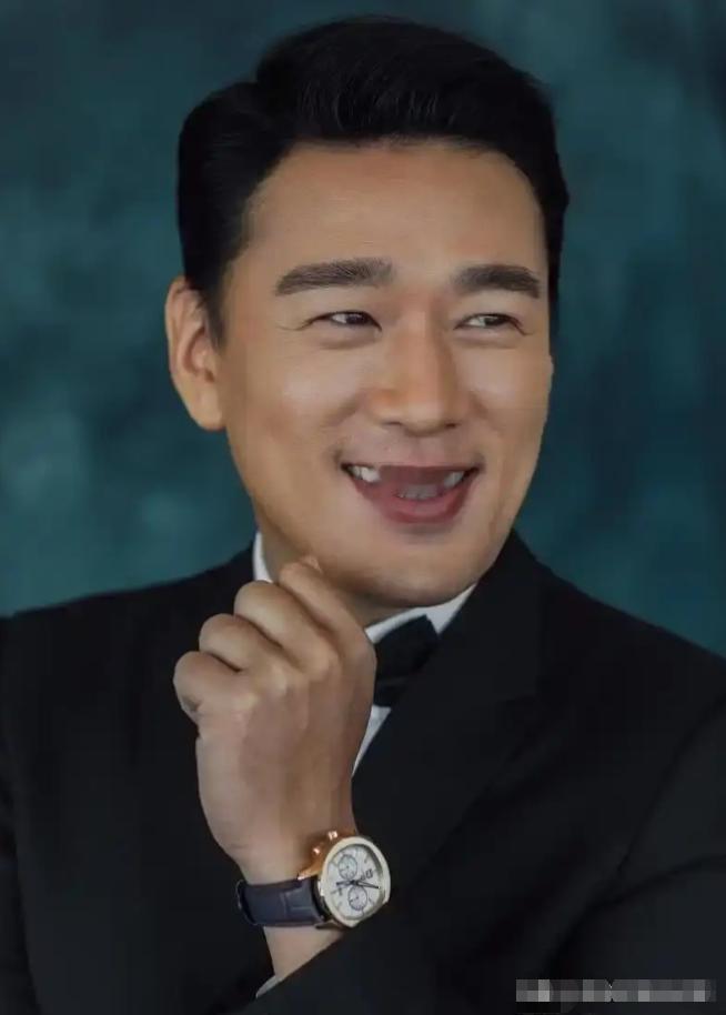 上世纪90年代末的台北，有个叫王耀庆的小伙子，正处在人生的三岔路口。他揣着演员梦