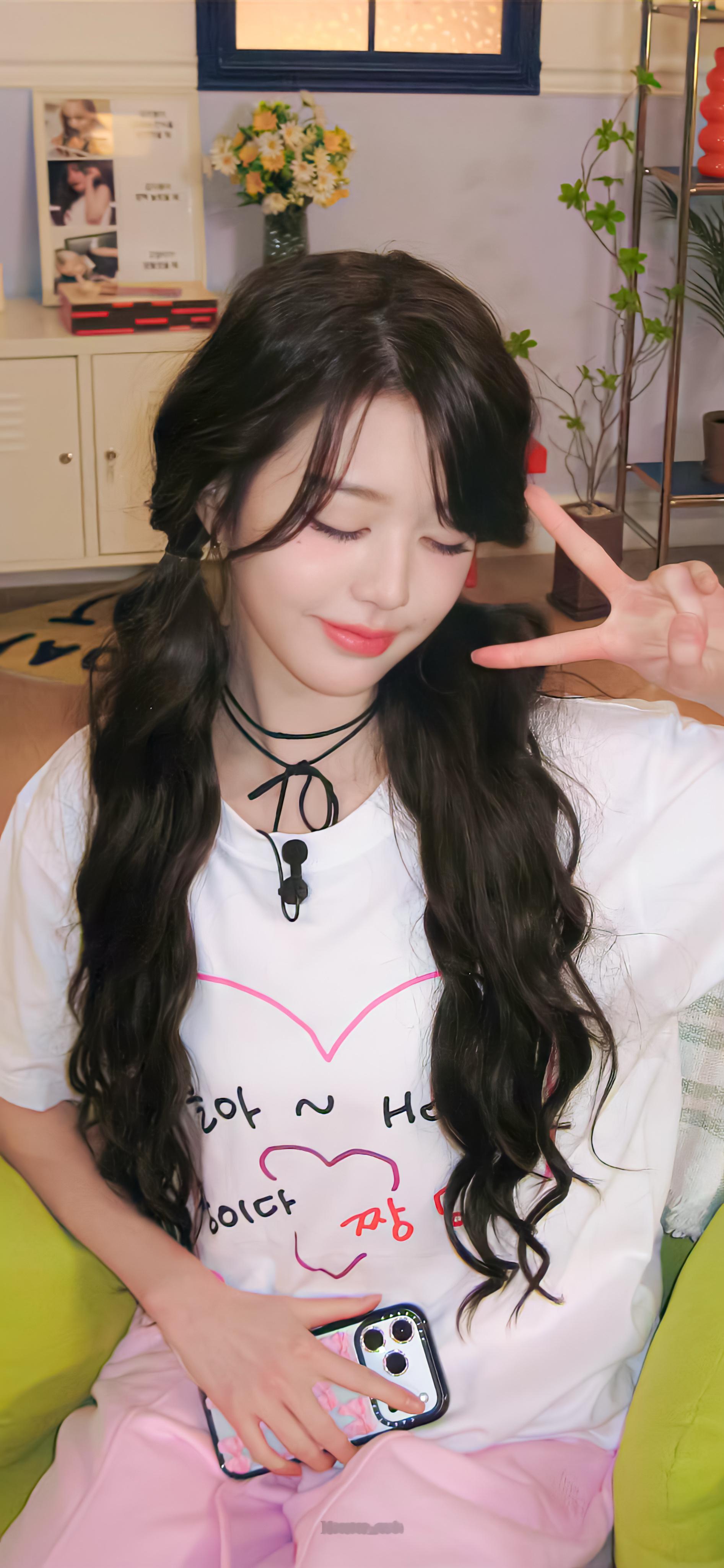 张元英壁纸来啦～🐰🧁🍓