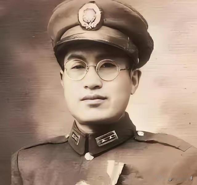 1974年11月17日，台湾“陆军总司令”黄杰走进一个小破屋，床上有一具尸体，等