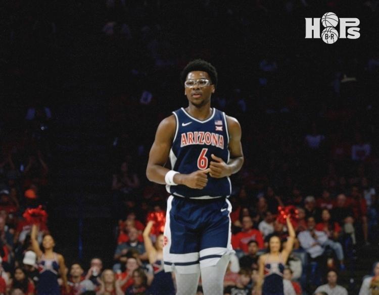 詹姆斯二儿子大学首秀，仅靠自己将很难进入NBA！詹姆斯的二儿子布莱斯在自己的大