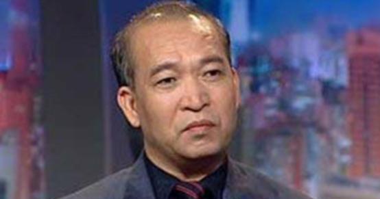 1991年，著名收藏家赵泰来放弃中国国籍加入英国，在英国每天都以捡垃圾度日，所有