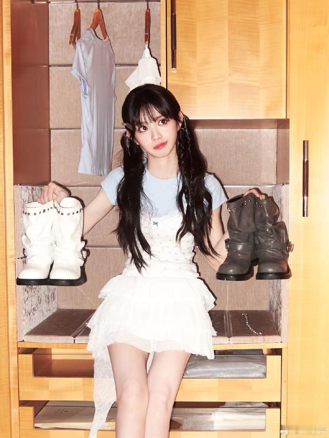 谁一早把田曦薇薅起来了田曦薇早起拍照早起拍照嘟嘟囔囔的好可爱呀田曦薇