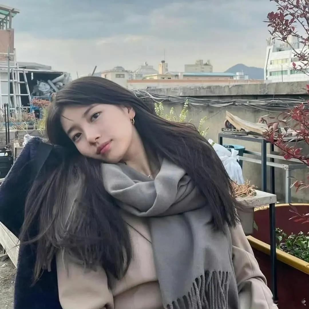 怪不得都说卢昱晓有点儿韩味儿确实很像裴智秀