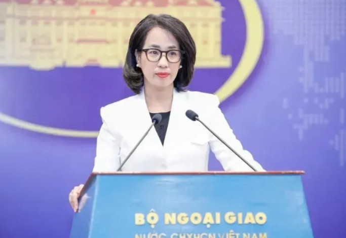 中国还没有发话，越南却先出手了！越南警告泰国和柬埔寨，让他们赶紧进行和平谈判，据