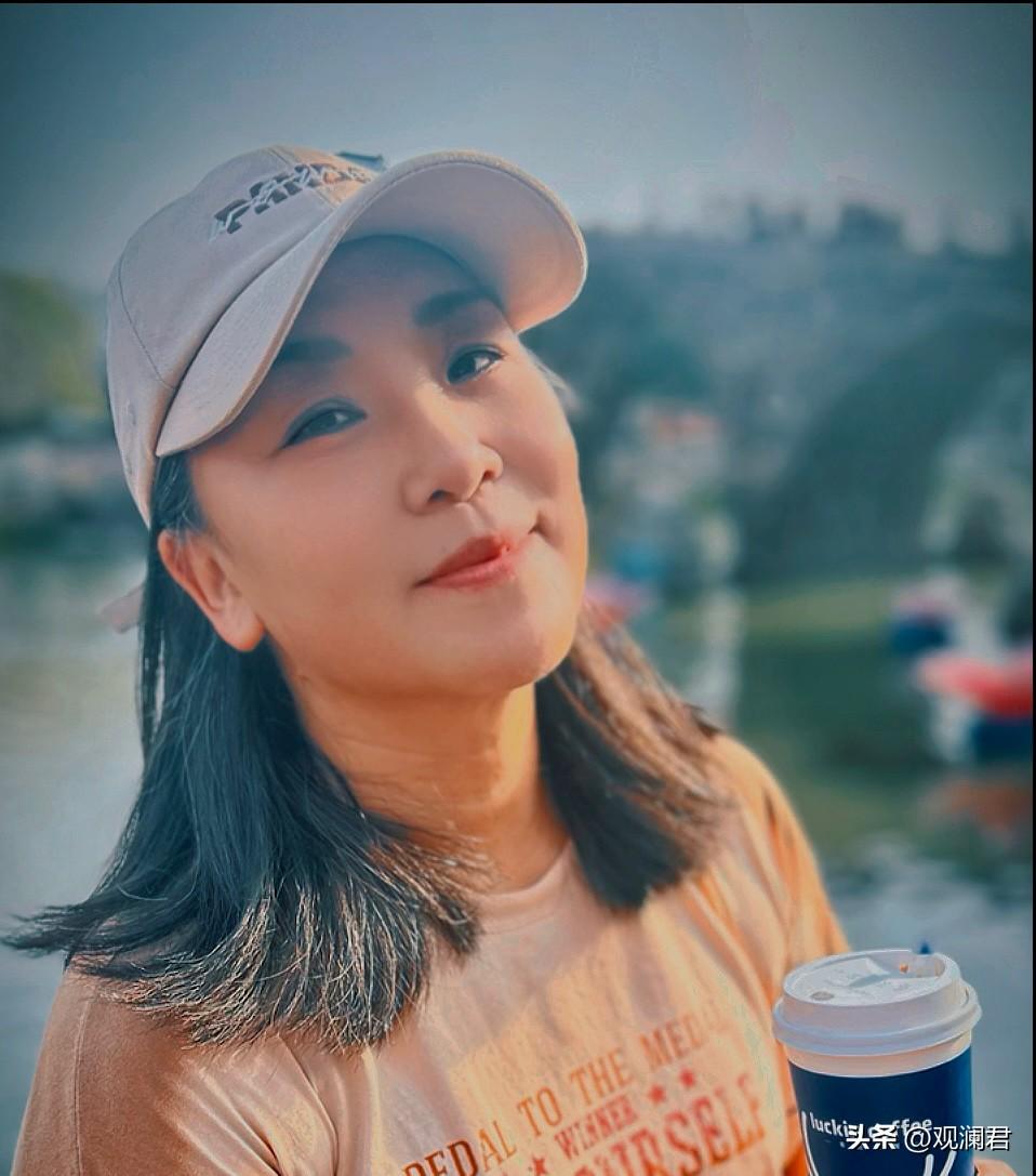 为什么中老年人很难再恋爱？人到中年谈恋爱，主打一个清醒又潦草。颜值早已下线，