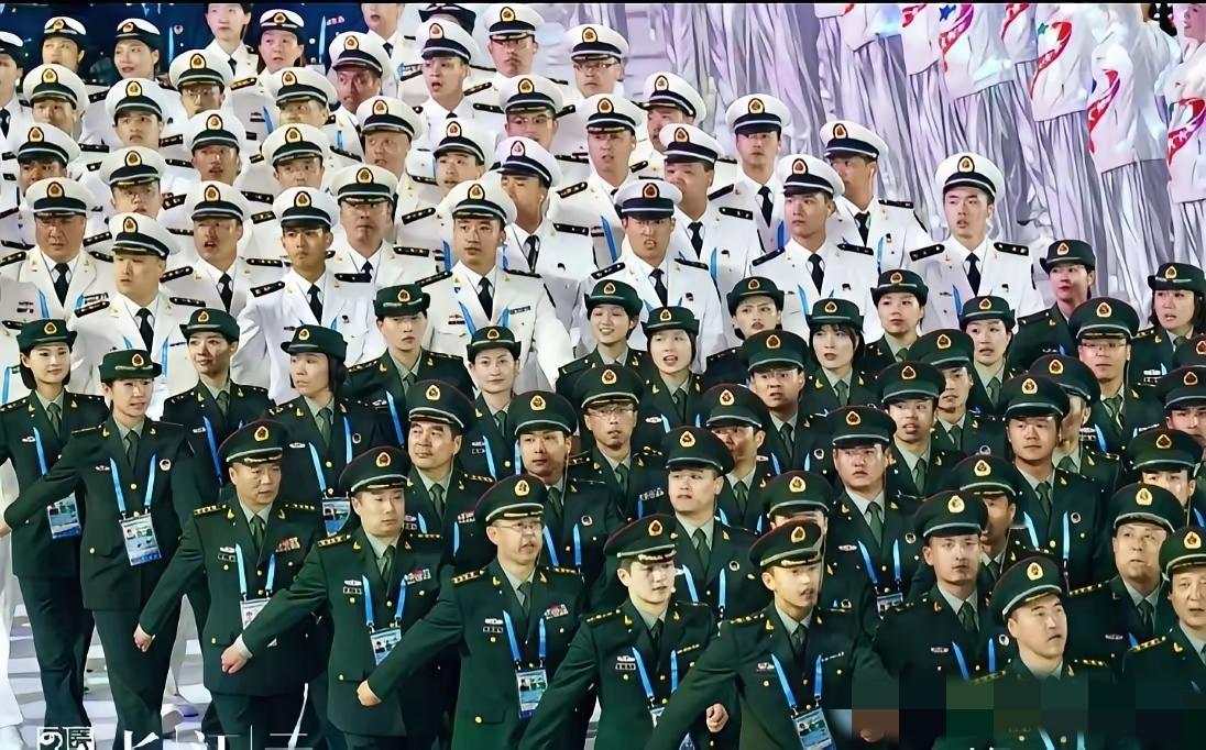 大家帮我找找，哪个是樊振东?眼睛看花了能在30秒里找出来的绝对是火眼金睛之人