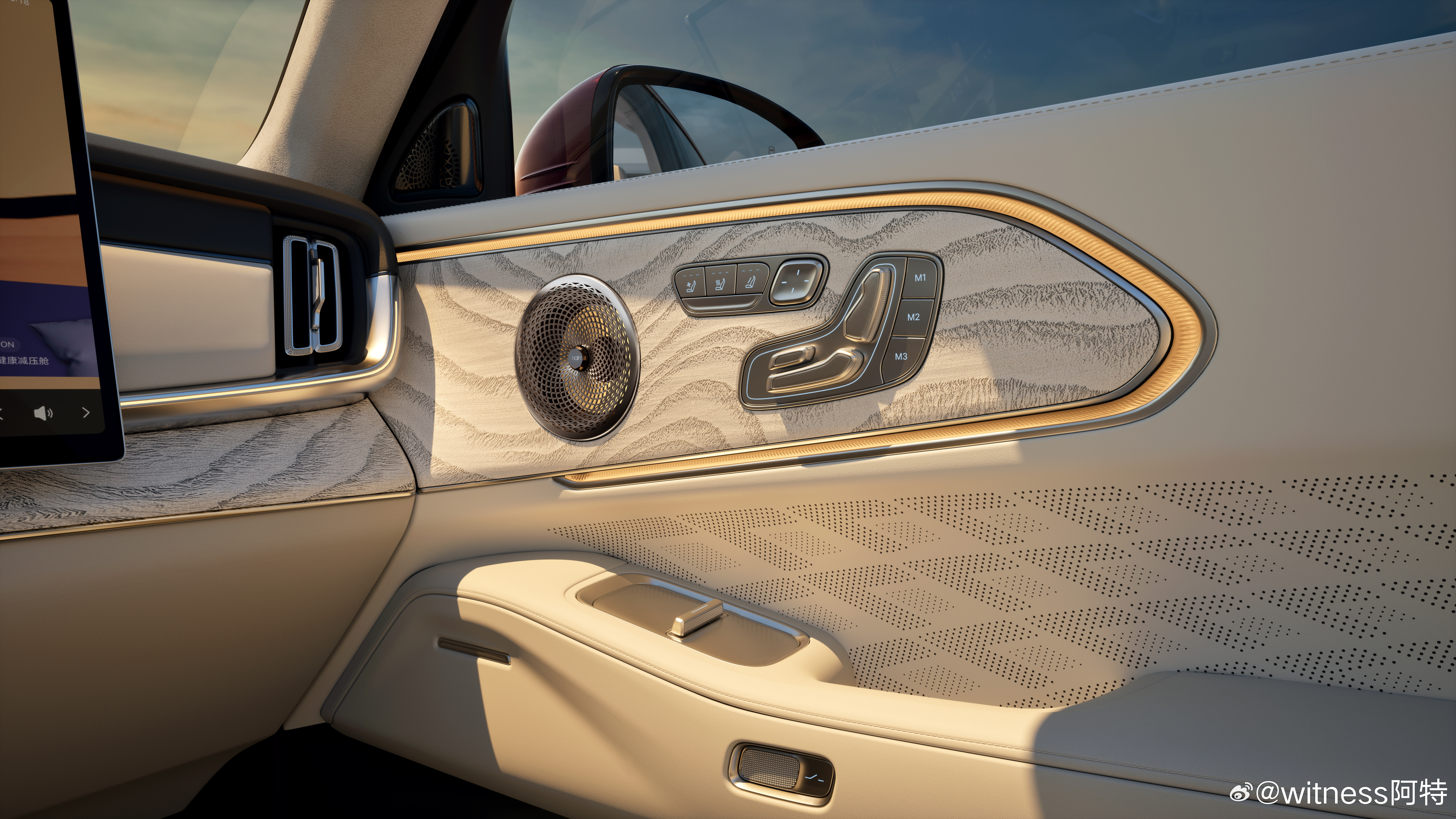 8x内饰公布啦。在这套内饰上能看到许多极氪其他车型的影子，但绝对不是随随便便的“