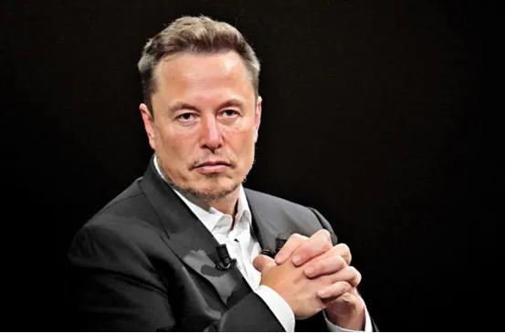 SpaceX崩了，深夜暴跌17%，单日蒸发4000亿美元财富，已经超过一个建设银