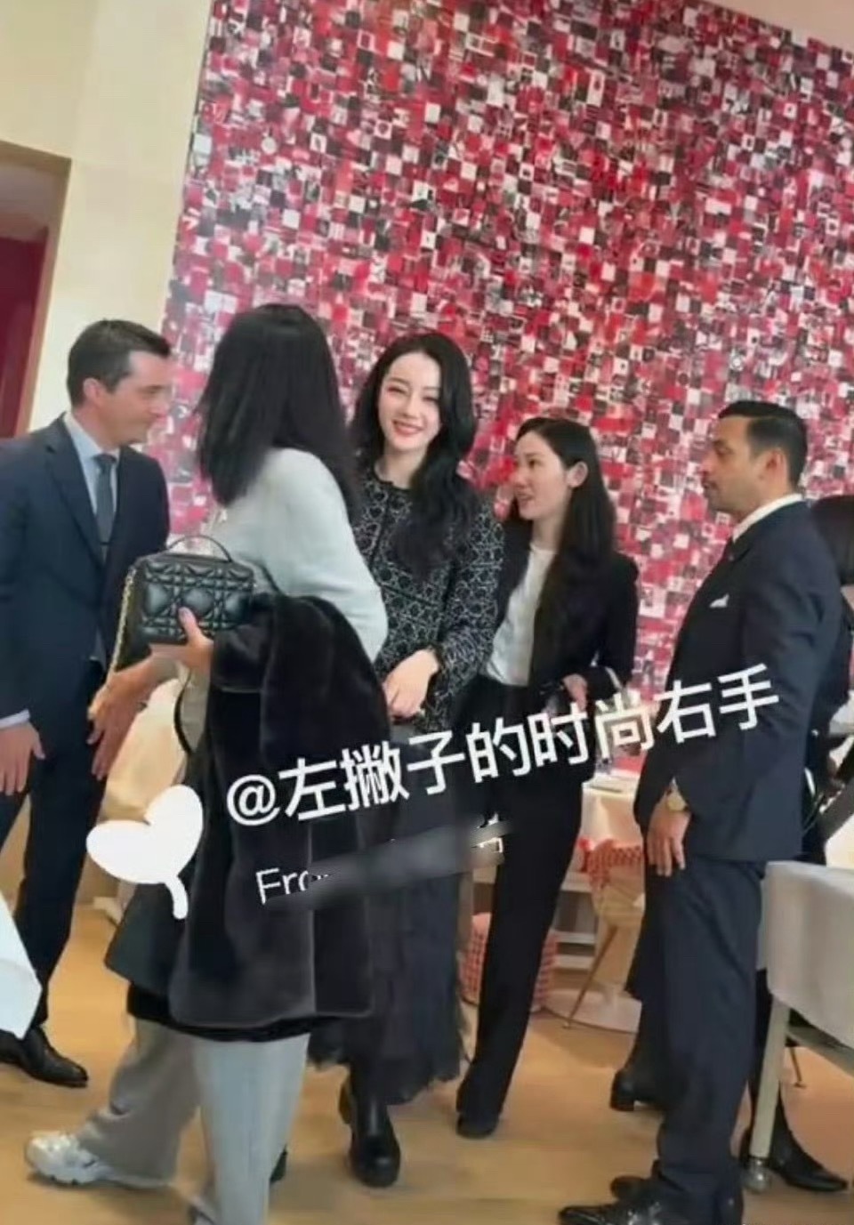 你们的美巴​​​