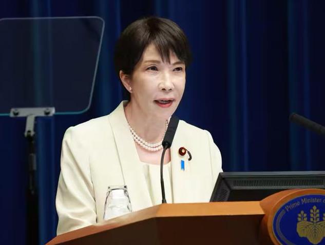 石破茂捅破日本焦虑真相：不是中国太强，是日本不服气高市早苗的执政蜜月期，才半年