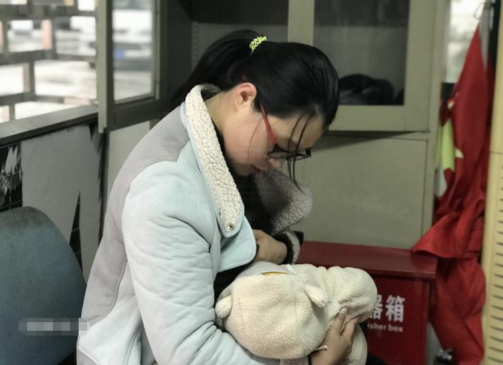 坐月子，突出一个坐字为什么写坐月子？而不是做月子呢？坐就是坐下来，停下来之意