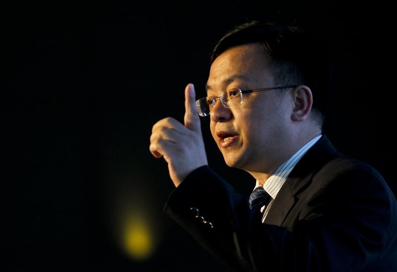 看看王传福再看看宗馥莉每一位当代的名人每一个决策与行动都代表了他的智慧思