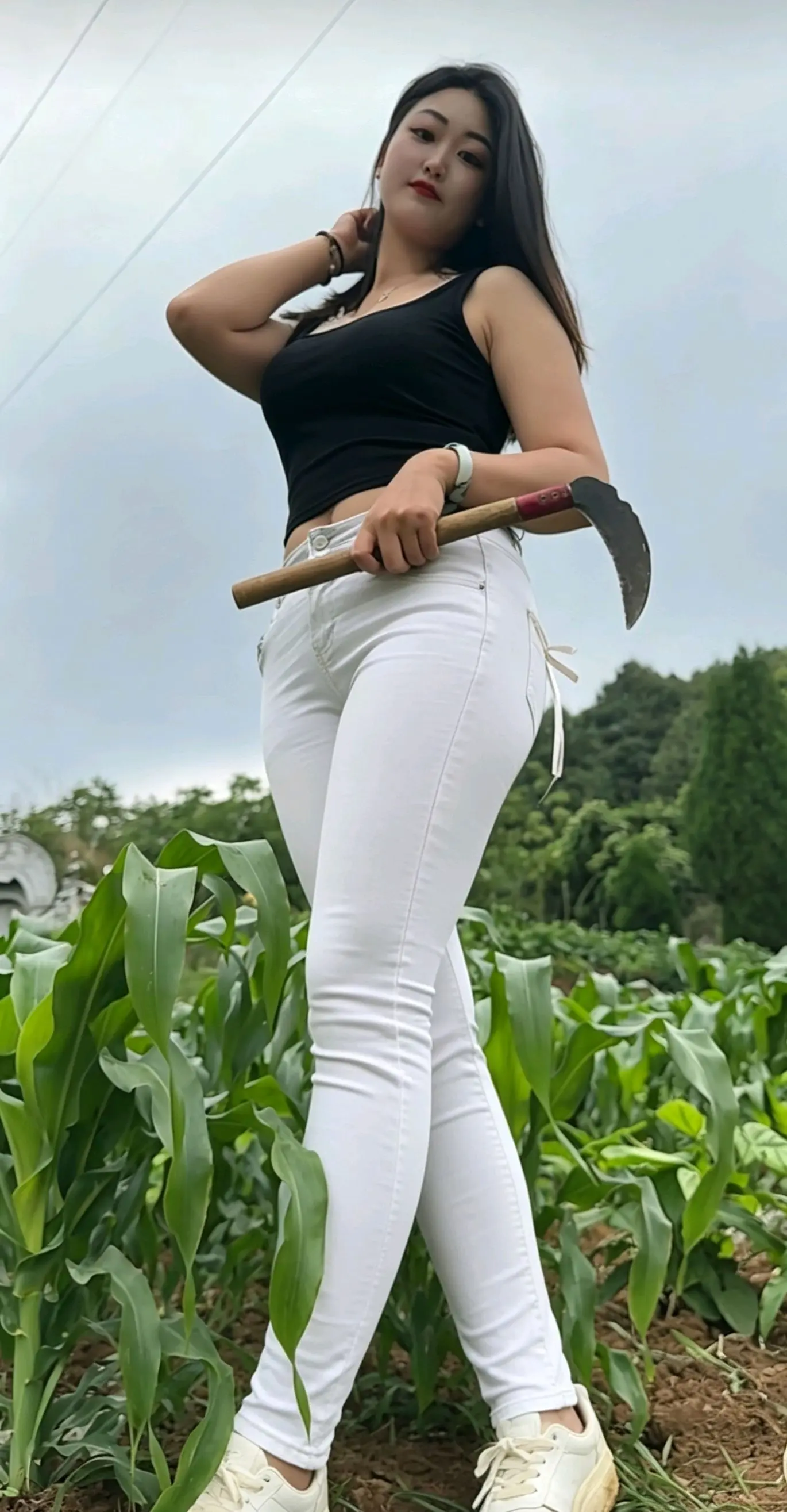 离婚的女人 感情 随拍 紧身牛仔裤