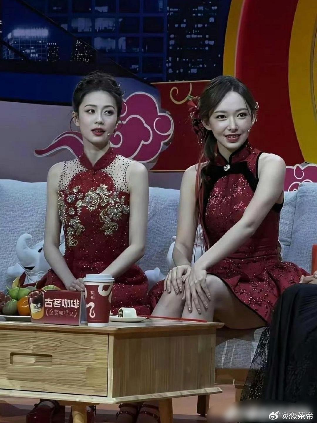 这才是真正的大腿，没有拉直，没有美颜