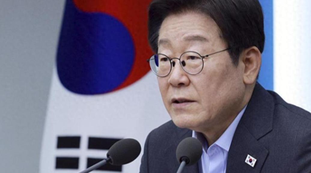 李在明“拍桌”，质问泽连斯基：为什么出尔反尔？泽连斯基在联合国大会上的一番