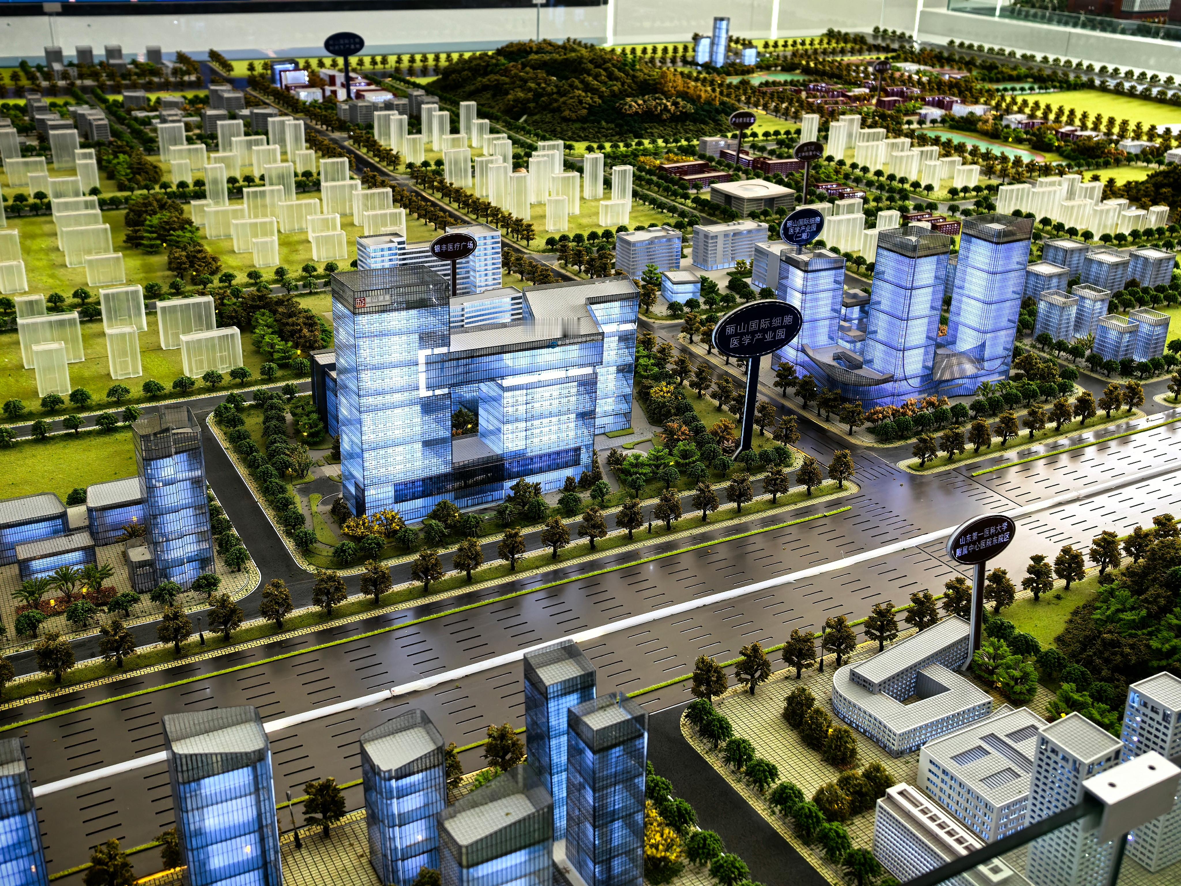 大开眼界！来到丽山国际细胞产业园，接触到了这个关于细胞医学的领域。对于未来的医疗