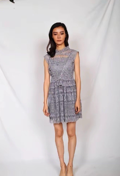 以前觉得她好漂亮​​​，好有气质