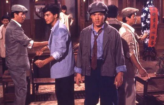 《A计划续集》最大的意义便是证明了成龙是有史以来最优秀的动作喜剧导演（至少