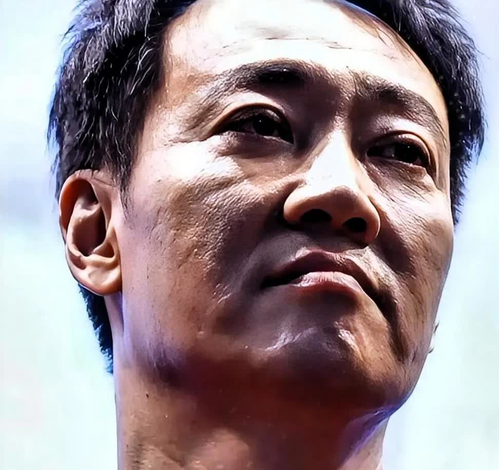 辛柏青深夜发文！心里真不是滋味！我也不知道该用什么样的心情去接受你已