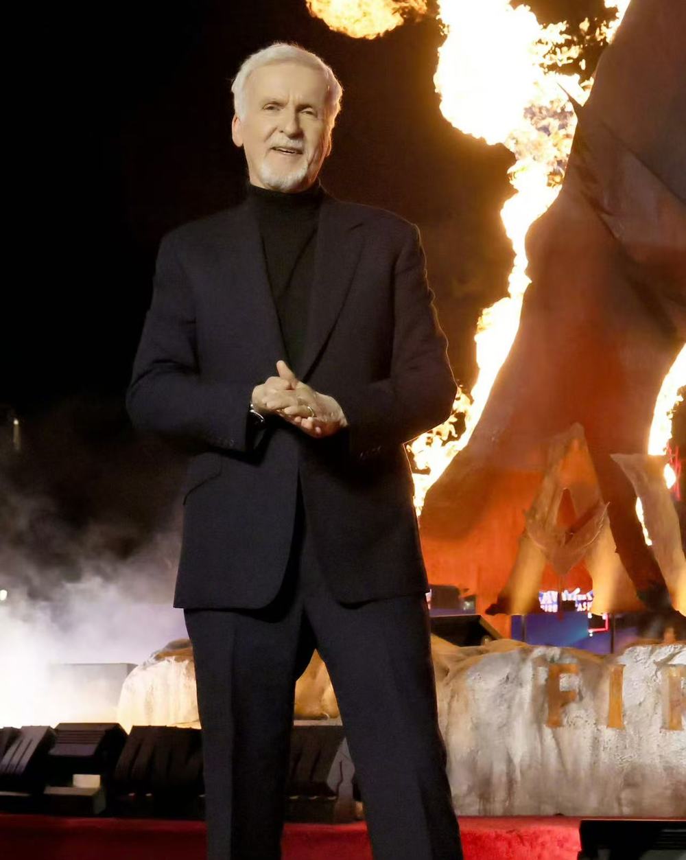 卡梅隆称《阿凡达》不使用AI生成