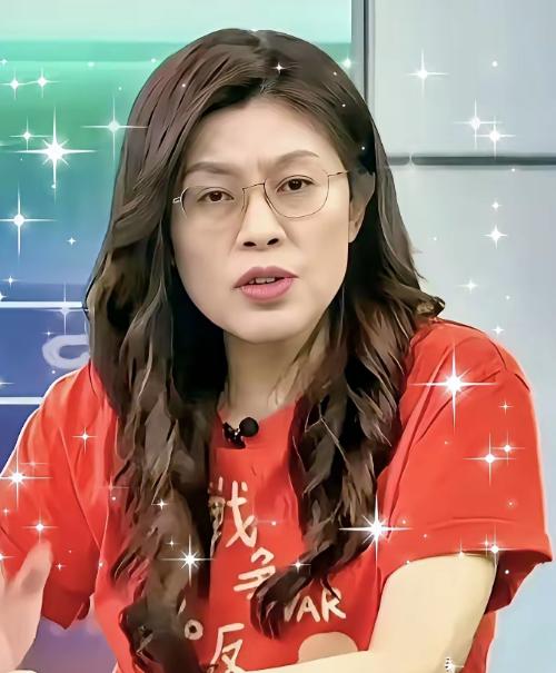 郑丽文今天讲出霸气的一句话。我不怕民进党给我扣红帽子。如果怕民进党给我扣红帽子，