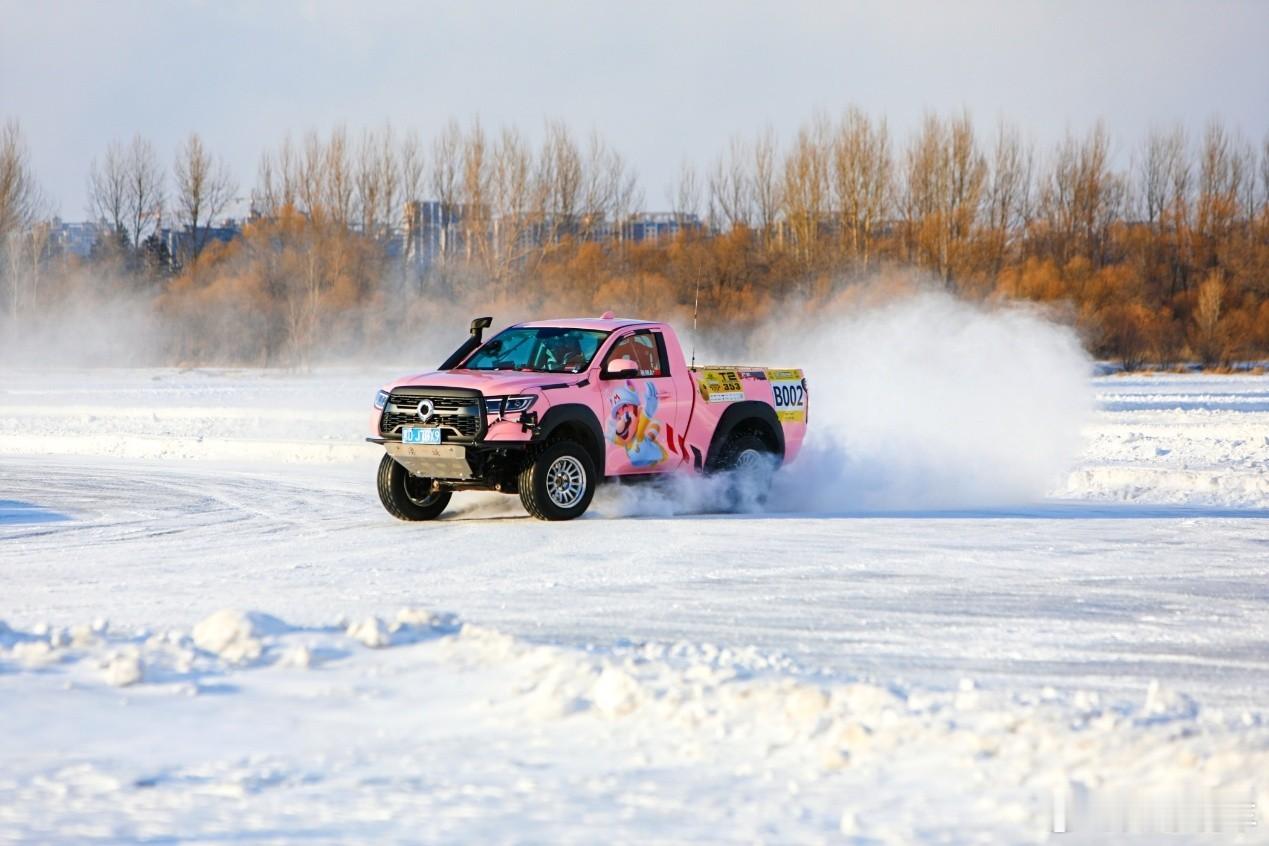 长城大冬天跑哈尔滨玩这么热闹？魏建军“带头”体验漂移知嘹汽车/费德当1月的车市销