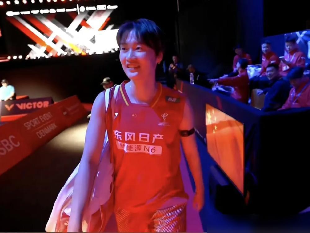 这场3-0，根本不是大胜，而是最残酷的内部绞杀。你以为韩悦和贾一凡/张殊贤在替补