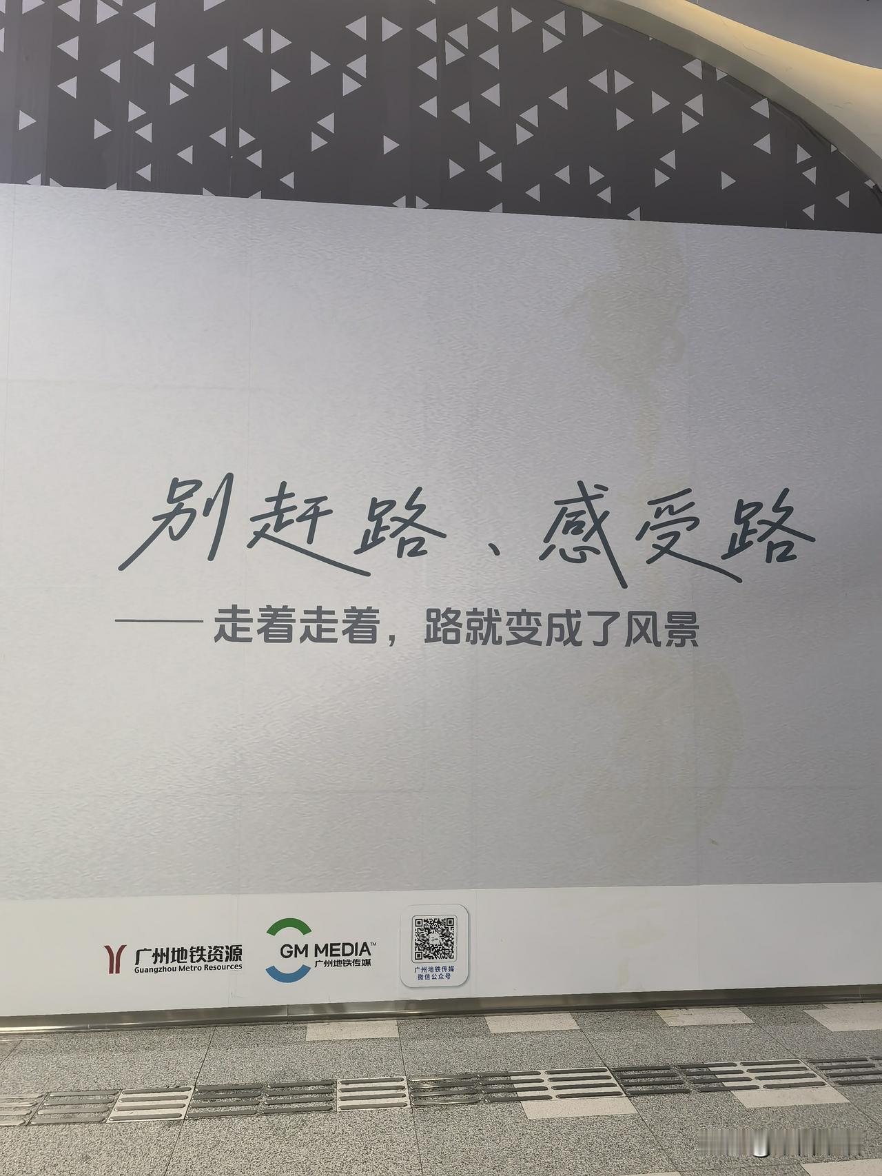 比亚迪6.9号股东大会，有啥劲爆消息？第一个，首先就是二代刀片电池，产能