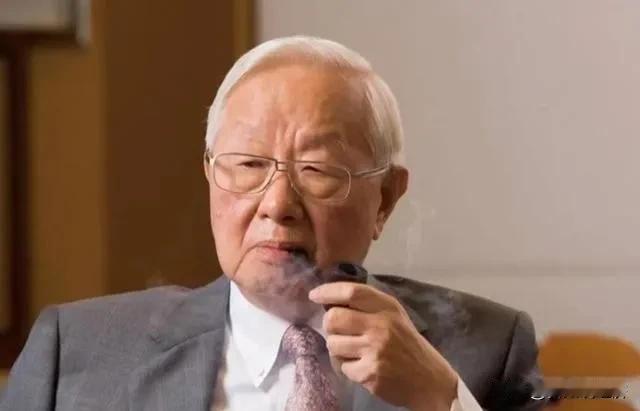 8小时工作制，在很多的企业都没有得到遵守。当然，就我看到的情况，外资企业是执行比
