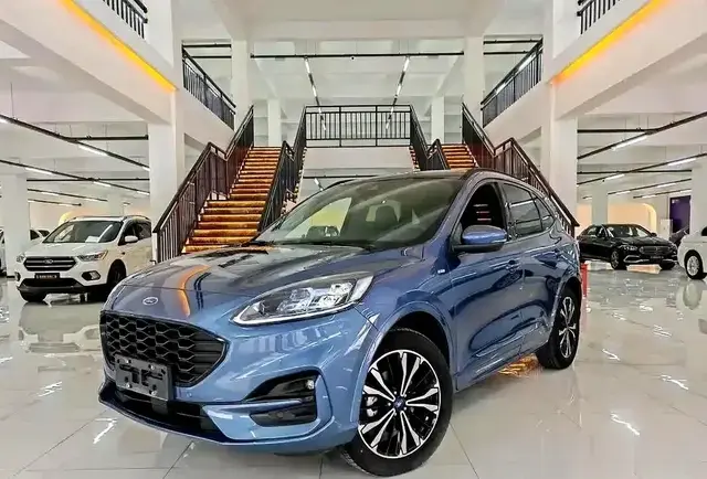 2.0T+8AT杀入11万区间! 福特锐际价格腰斩掀翻合资SUV市场!