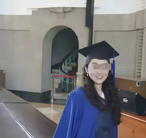 武大图书馆性骚扰事件，作为武汉大学法学高材生杨景媛，巧妙的利用这一事件曝光，获得