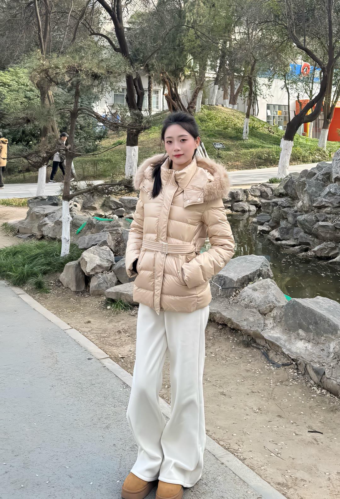 分享美女穿搭服饰