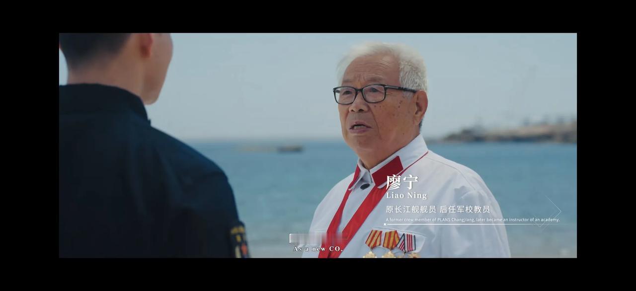 人民海军发布主题宣传片《向大洋》，寓意满满啊。19，核舰。都这么直白了。片尾彩蛋