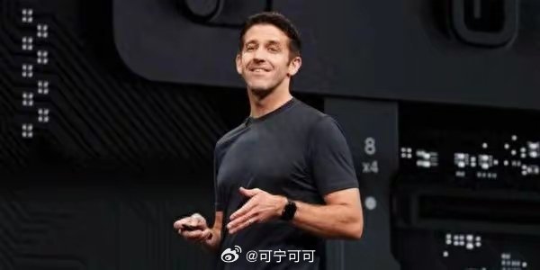 苹果真要搞折叠屏了！2026年就上，不是跳票，供应链都动起来了！📱外屏5.3英