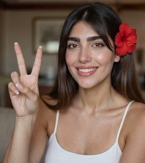 处决前遭强奸：这就是等待尼洛法尔·伊斯法哈尼（NiloufarEsfahani