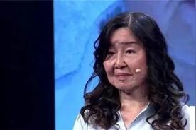 ]2005年，20岁的胡娟生下自己第一个孩子。她的脸，忽然开始一天比一天衰老。没