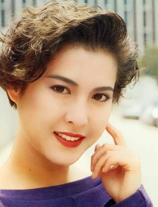 <em>李婉华</em>，多少人心中的女神