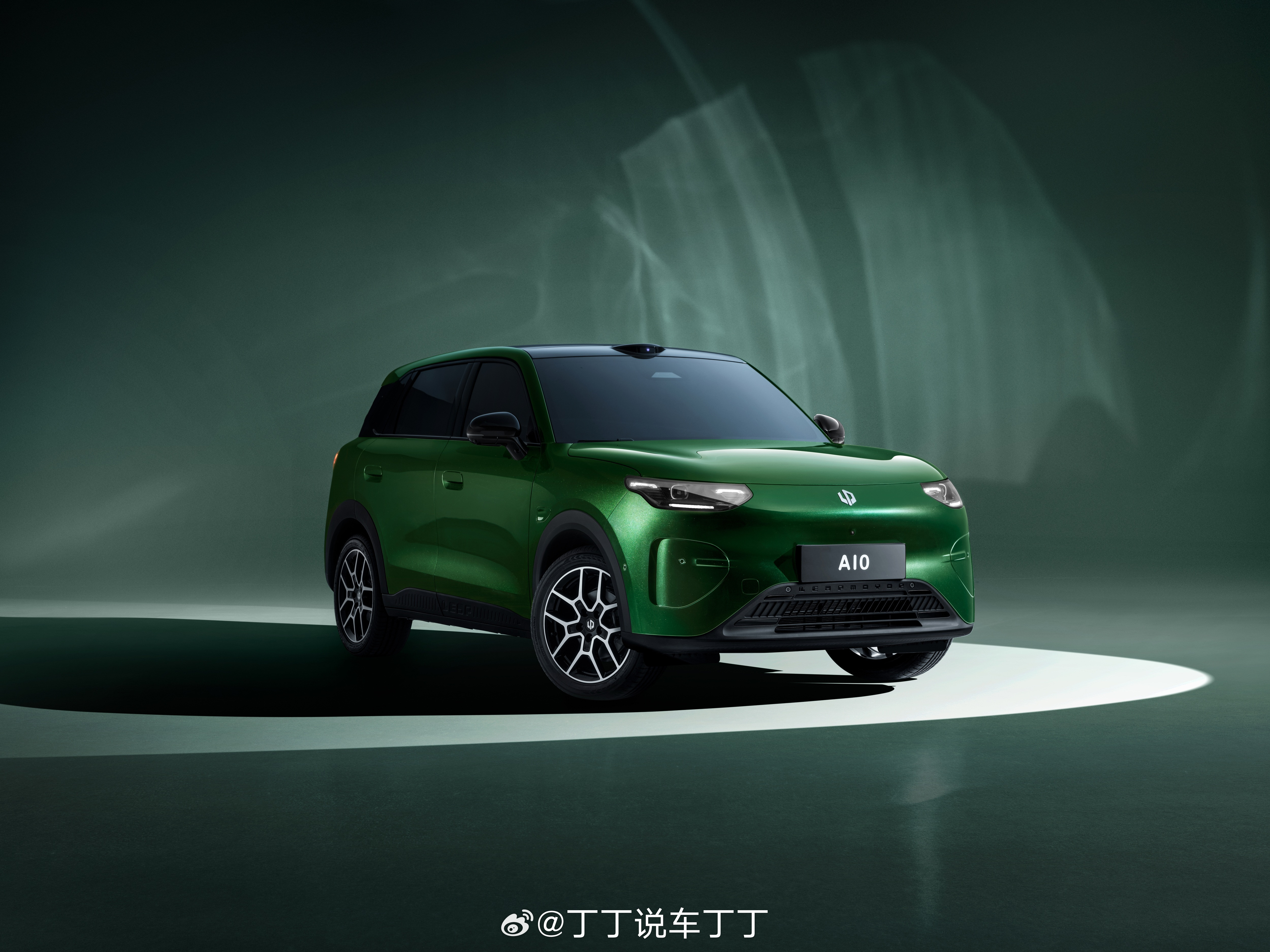 如果你是铲屎官，想买一台对萌宠友好的家用SUV，那么起步价仅仅6.58万的零跑A