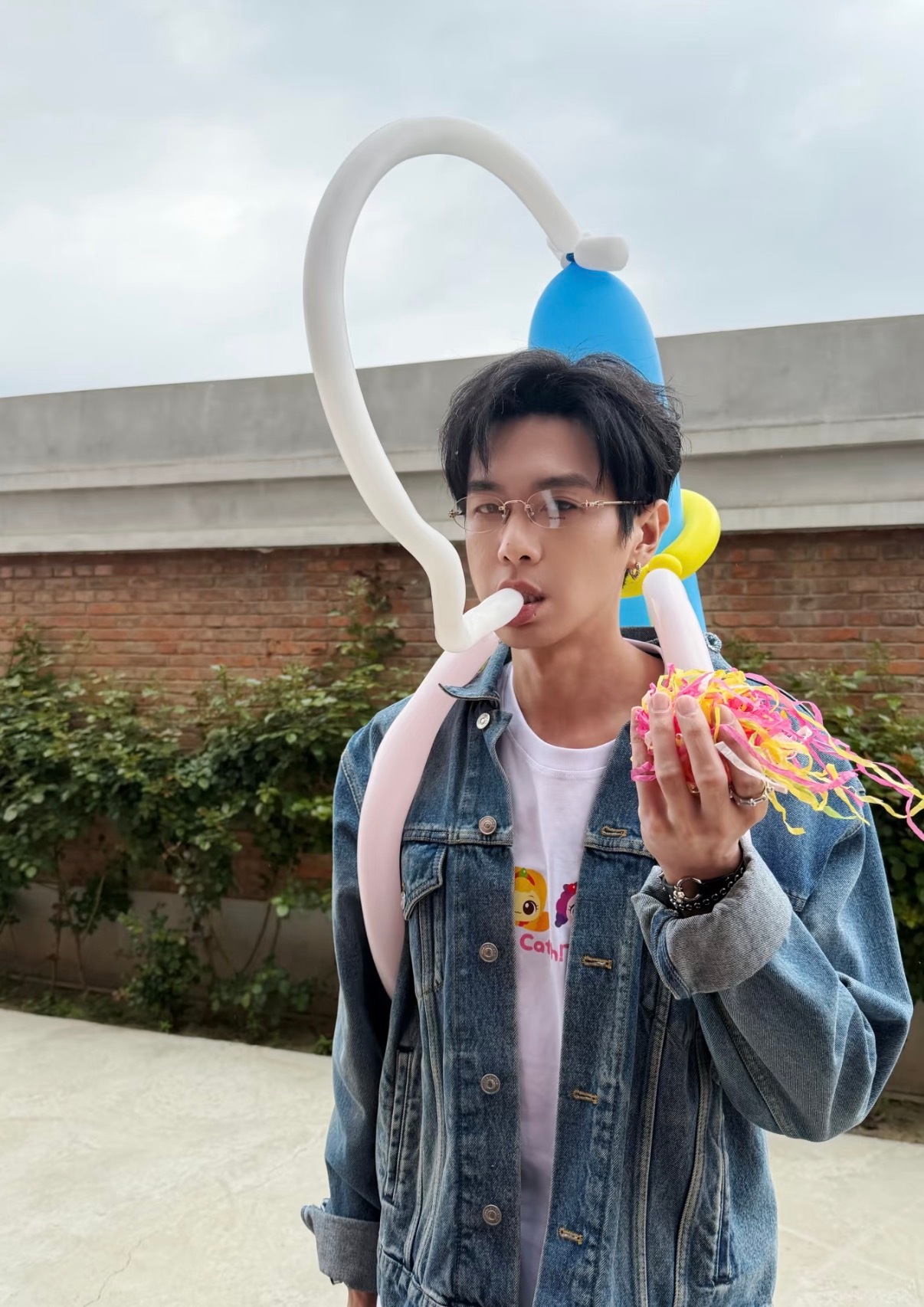 张若昀为女儿庆祝6岁生日唐艺昕为女儿庆祝生日张若昀唐艺昕为女儿庆祝6岁生日，好