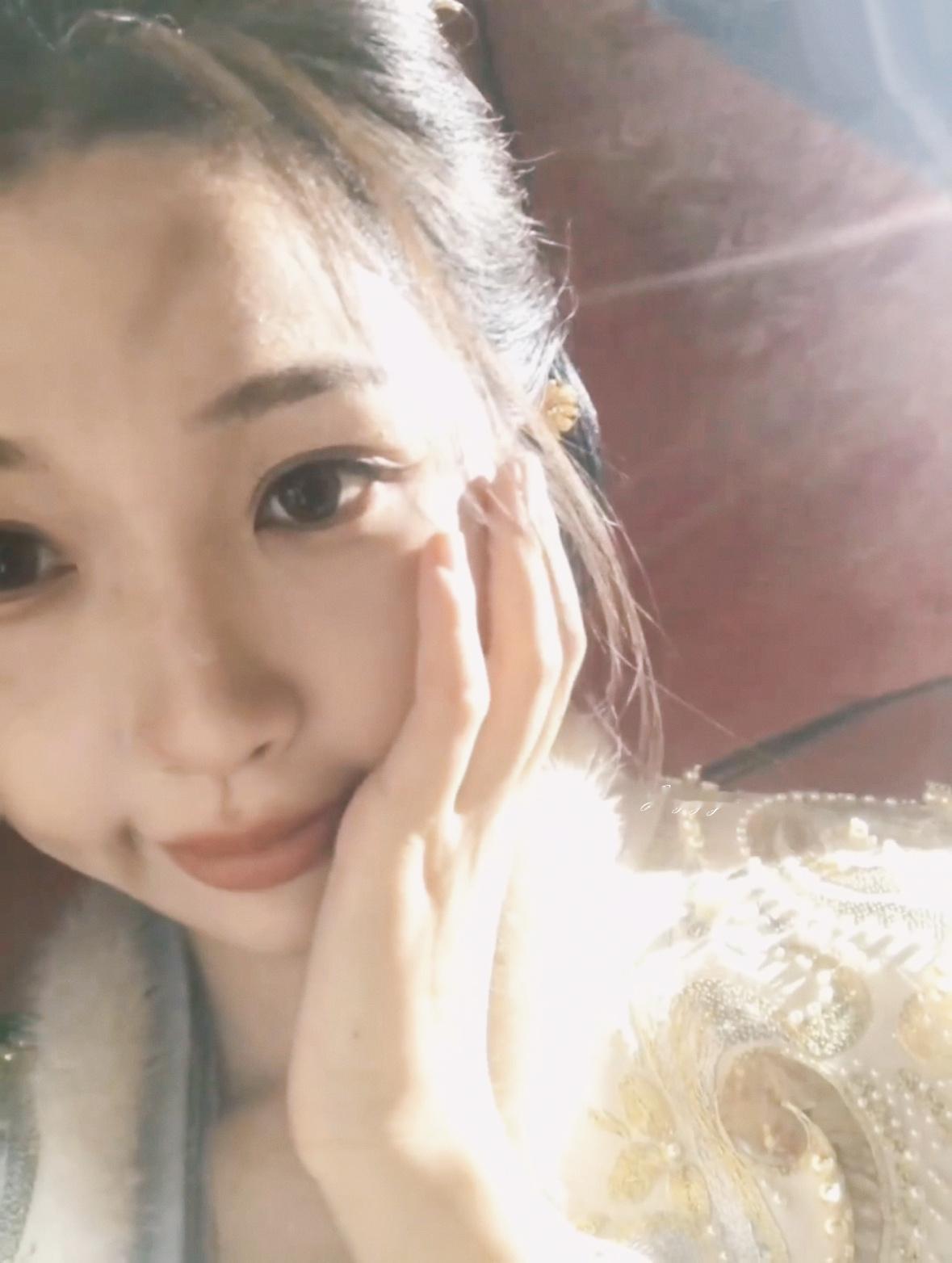 虞书欣怎能如此美萌